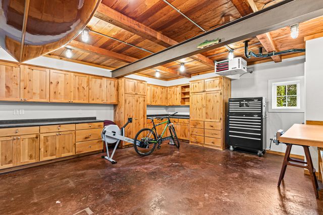 218 Saginaw Drive, Medford, OR 97504