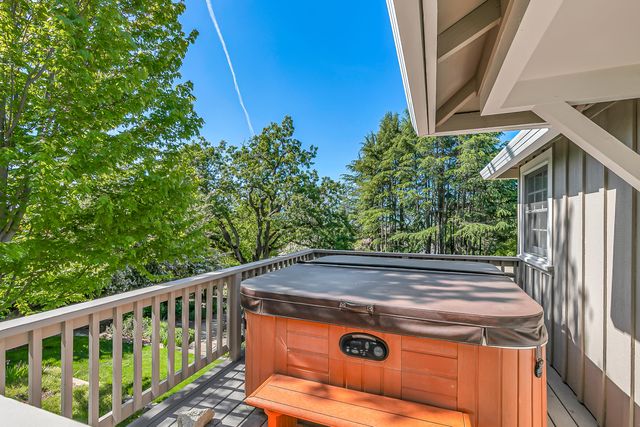 218 Saginaw Drive, Medford, OR 97504