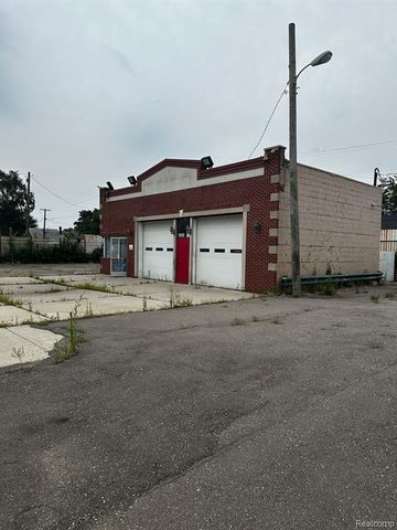 14150 E 8 Mile Road, Detroit, MI 48205