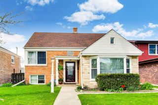 5136 W Lee Street, Skokie, IL 60077