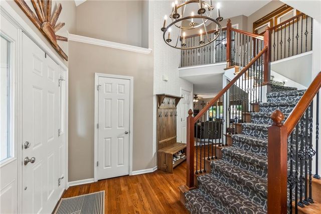 2501 SW Blazing Star Place, Lee's Summit, MO 64081