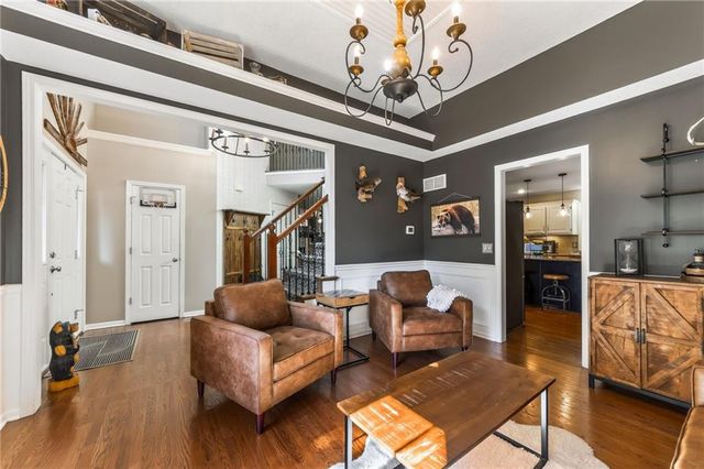 2501 SW Blazing Star Place, Lee's Summit, MO 64081