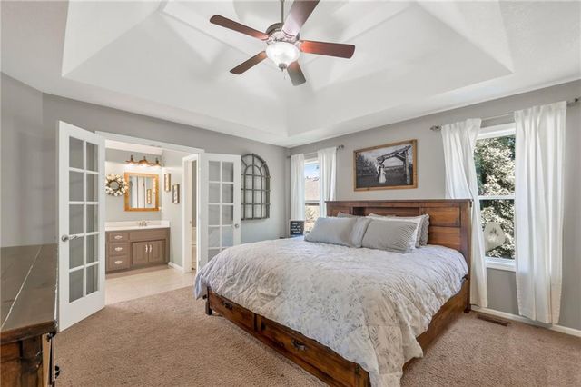 2501 SW Blazing Star Place, Lee's Summit, MO 64081