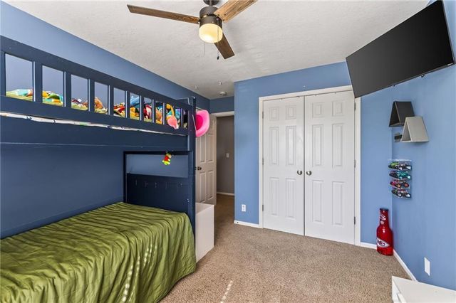2501 SW Blazing Star Place, Lee's Summit, MO 64081