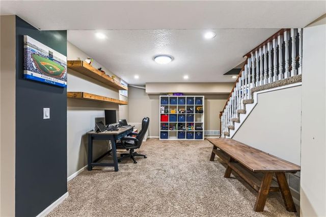 2501 SW Blazing Star Place, Lee's Summit, MO 64081
