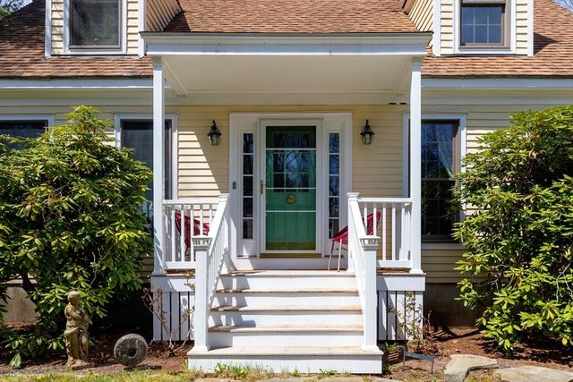 168 Jordan Rd, Plymouth, MA 02360