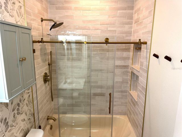12005 RAMBLING STREAM DRIVE, Riverview, FL 33569