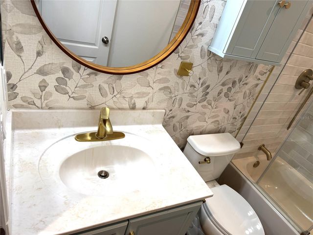 12005 RAMBLING STREAM DRIVE, Riverview, FL 33569