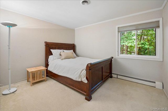 3 Rookery Circle, New City, NY 10956
