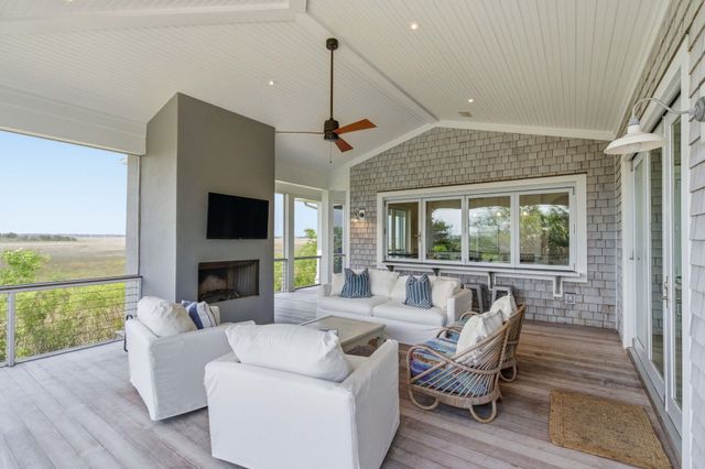 2302 Raven Drive, Sullivans Island, SC 29482