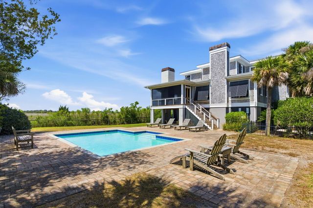 2302 Raven Drive, Sullivans Island, SC 29482