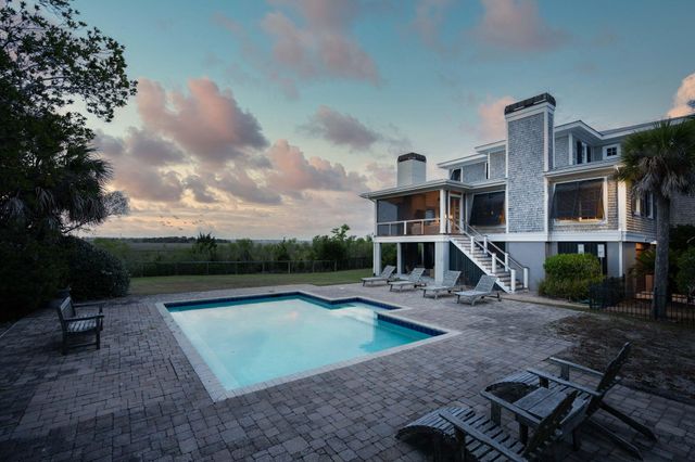 2302 Raven Drive, Sullivans Island, SC 29482