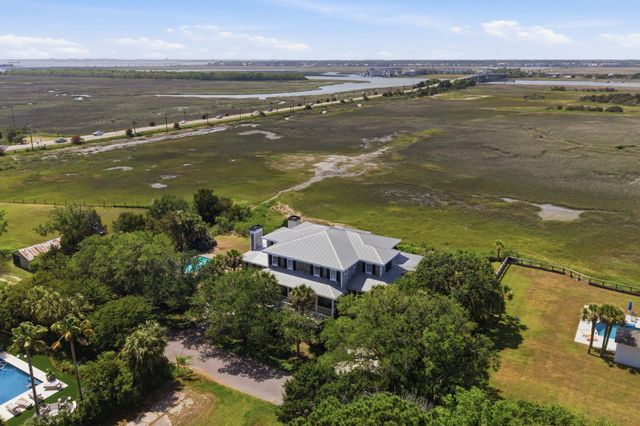 2302 Raven Drive, Sullivans Island, SC 29482