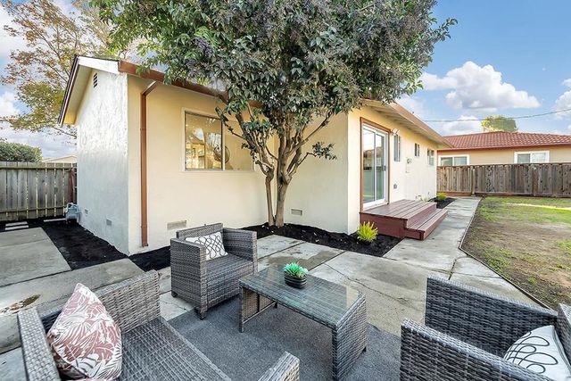 527 Maple Avenue, Milpitas, CA 95035