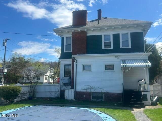 243 6th Avenue, Troy, NY 12180