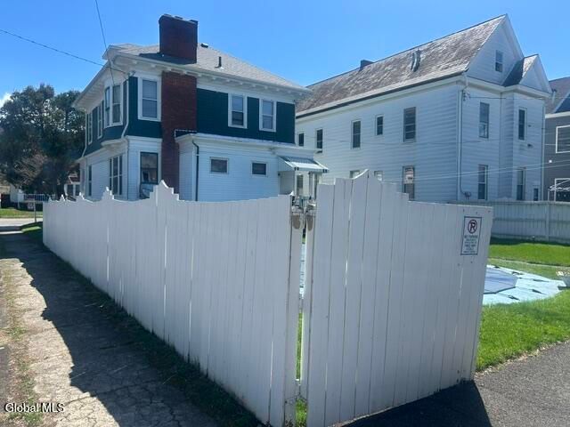243 6th Avenue, Troy, NY 12180