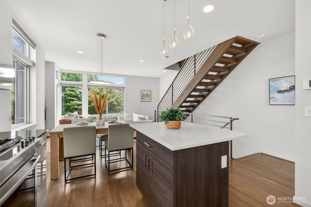 2615 NW 65th Street, Seattle, WA 98117