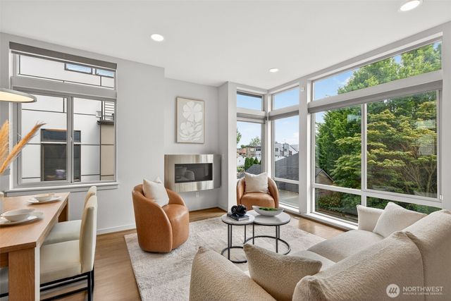 2615 NW 65th Street, Seattle, WA 98117