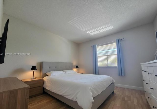 8200 SW 210th St 103, Cutler Bay, FL 33189