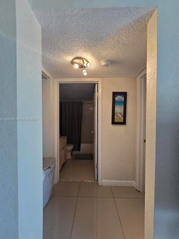 8200 SW 210th St 103, Cutler Bay, FL 33189