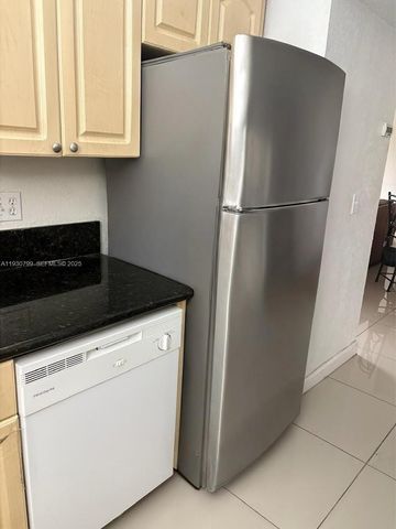 8200 SW 210th St 103, Cutler Bay, FL 33189