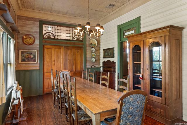 112 N. River Bend Road, Comfort, TX 78013