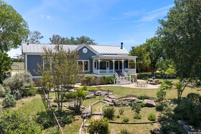 112 N. River Bend Road, Comfort, TX 78013