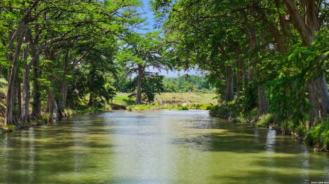 112 N. River Bend Road, Comfort, TX 78013