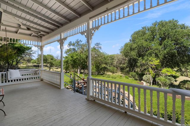 112 N. River Bend Road, Comfort, TX 78013