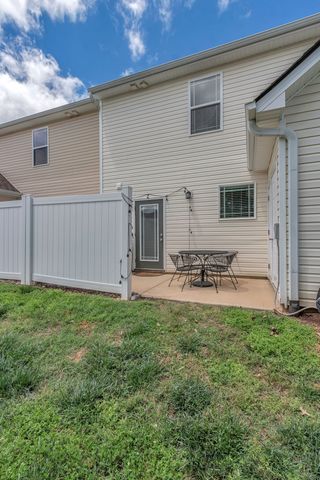 4004 Currant Ct, Spring Hill, TN 37174