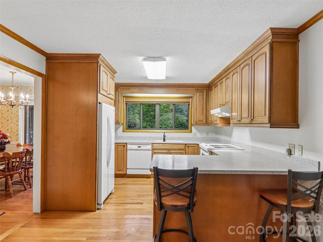 126 Brandon Road, Hendersonville, NC 28739