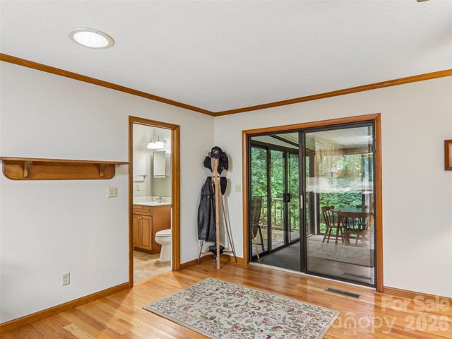 126 Brandon Road, Hendersonville, NC 28739