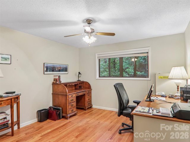 126 Brandon Road, Hendersonville, NC 28739