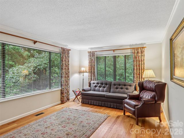 126 Brandon Road, Hendersonville, NC 28739