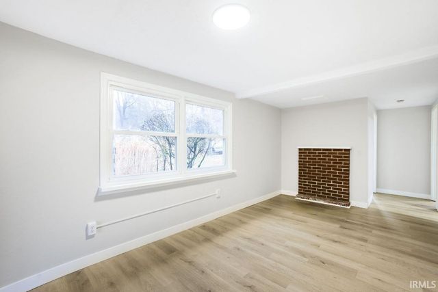 10266 Glenwood Avenue, Osceola, IN 46561