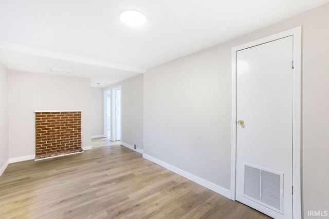 10266 Glenwood Avenue, Osceola, IN 46561