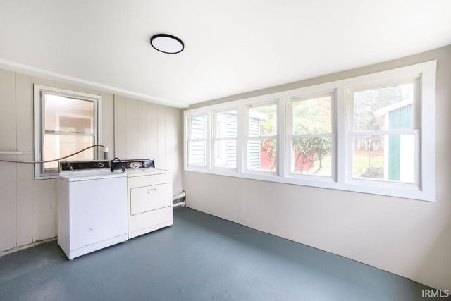 10266 Glenwood Avenue, Osceola, IN 46561