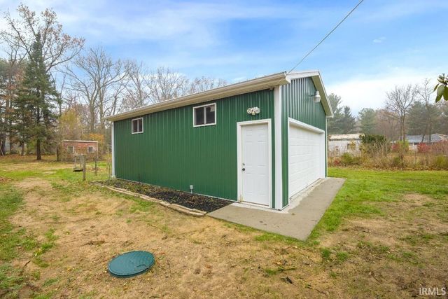 10266 Glenwood Avenue, Osceola, IN 46561