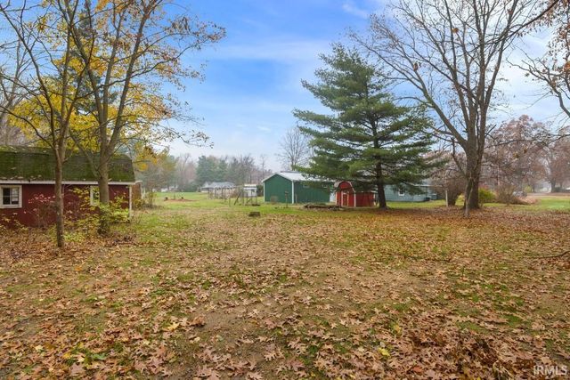 10266 Glenwood Avenue, Osceola, IN 46561