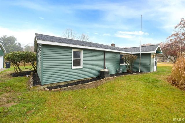 10266 Glenwood Avenue, Osceola, IN 46561