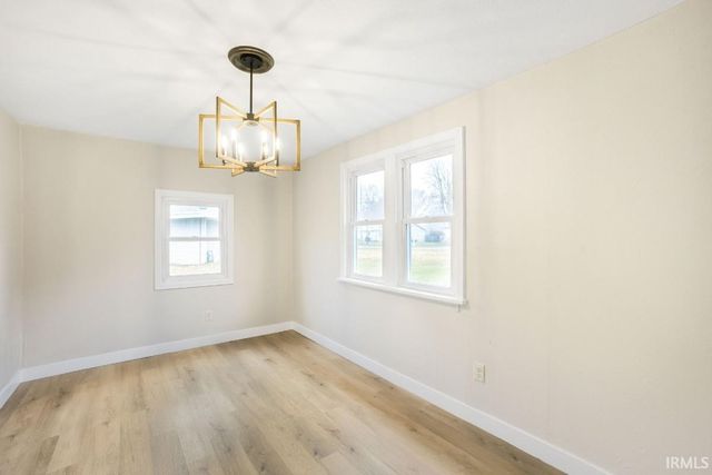 10266 Glenwood Avenue, Osceola, IN 46561