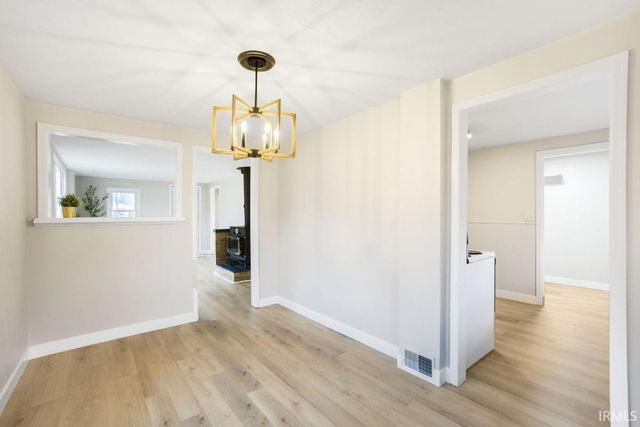 10266 Glenwood Avenue, Osceola, IN 46561