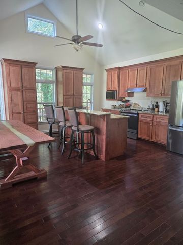 6108 Danburg Road, Danburg, GA 30668