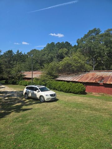 6108 Danburg Road, Danburg, GA 30668