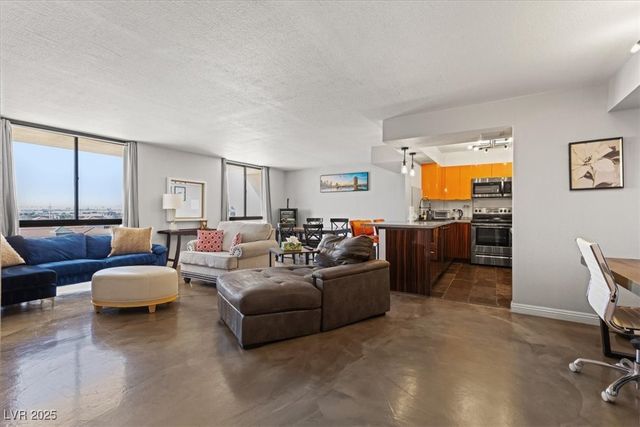 3930 University Center Drive 902, Las Vegas, NV 89119