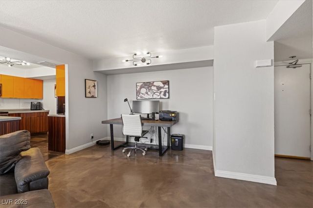 3930 University Center Drive 902, Las Vegas, NV 89119