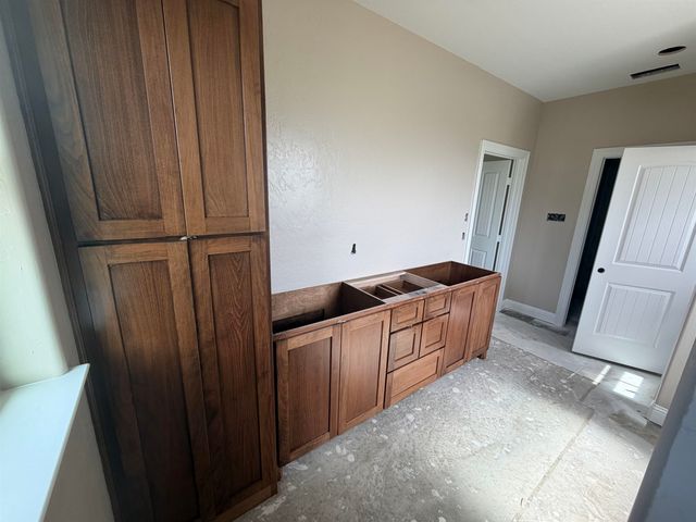 146 Brightside Trail, Kilgore, TX 75662