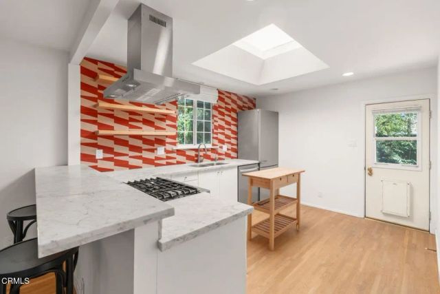 317 El Medio Street, Ventura, CA 93001
