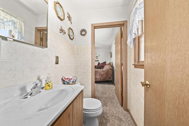 2336 116th STREET, Wauwatosa, WI 53226