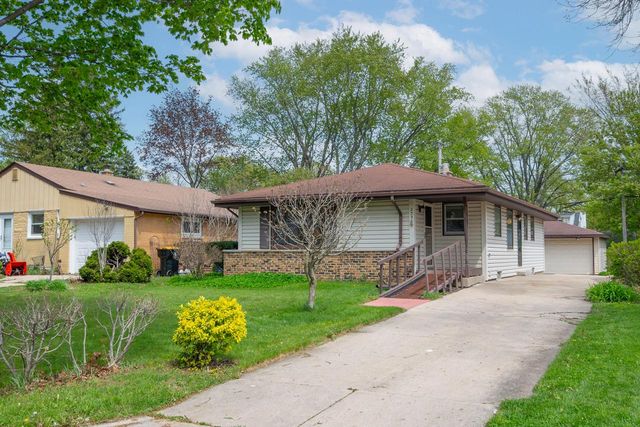 2336 116th STREET, Wauwatosa, WI 53226